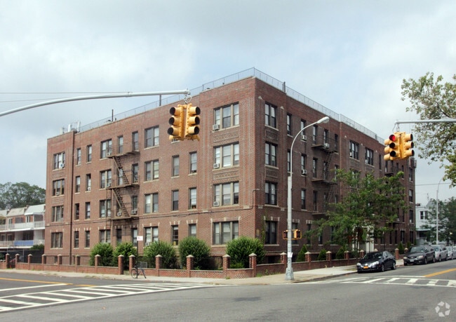 Primary Photo - Pearl Court