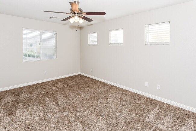 Building Photo - 4028 Oliver Sagebrush Dr