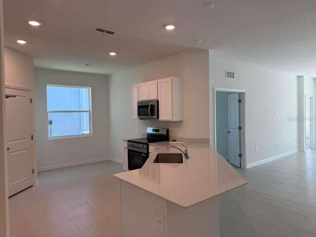 Building Photo - 3483 Mud Cyn Dr