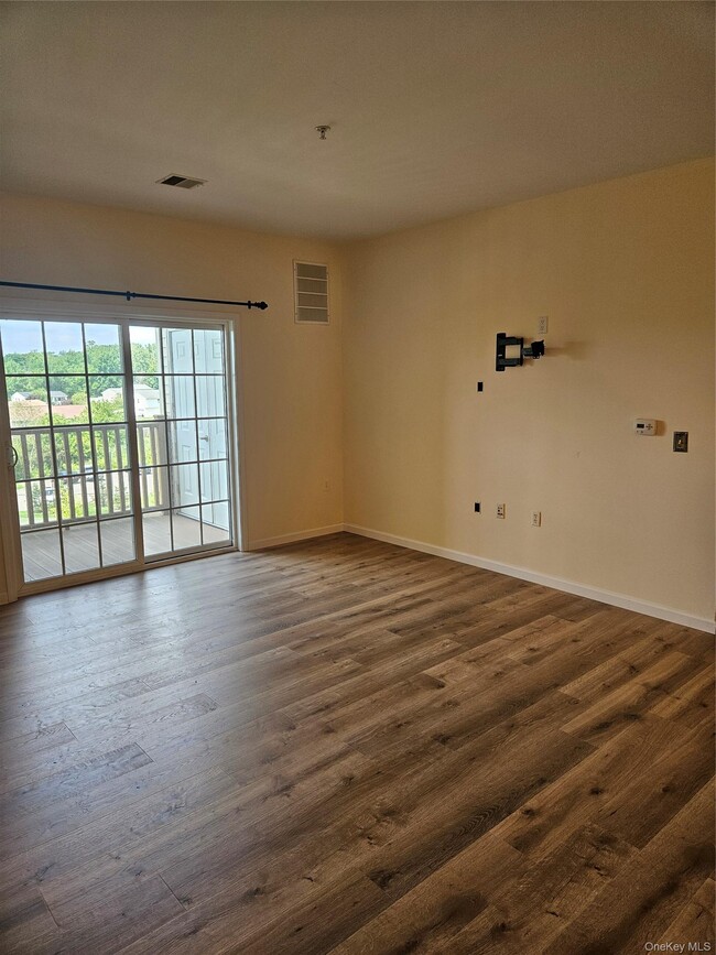 Building Photo - 934 Tower Ridge Cir