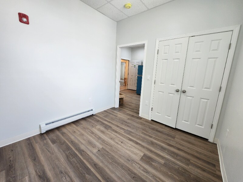 Building Photo - 151 S Main St