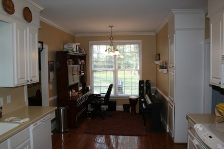 Building Photo - 321 Beaumont Park Cir