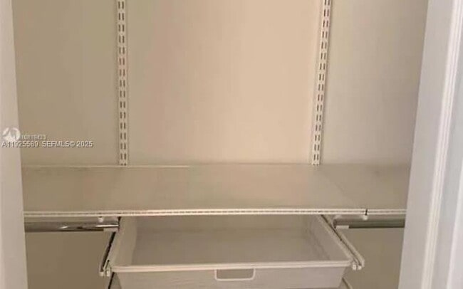 Building Photo - 50 Menores Ave