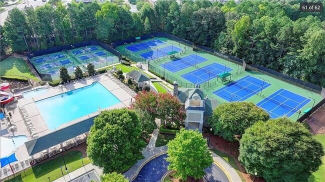 Building Photo - 3500 Millwater Crossing NE