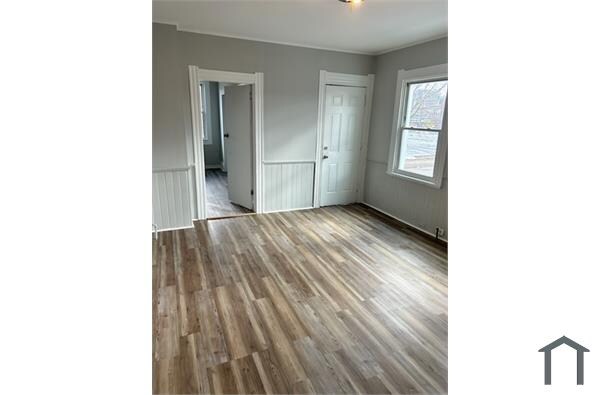 Building Photo - 3230 W 31st St