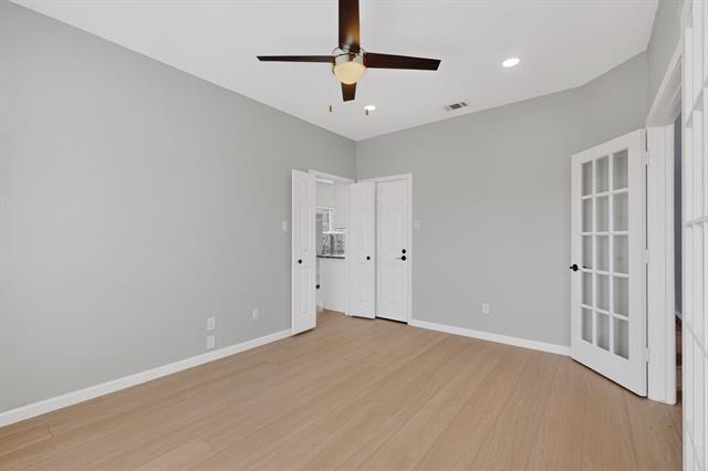 Building Photo - 325 Crooked Creek