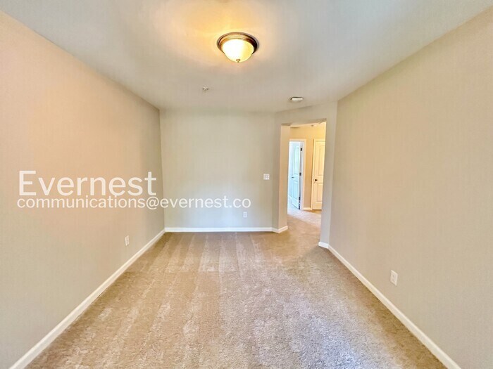 Building Photo - 1243 Fischer Trace