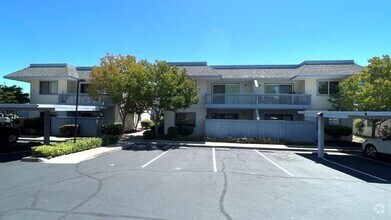 Building Photo - Pacheco Nice 2 bedroom 2 bath condo w/ com...