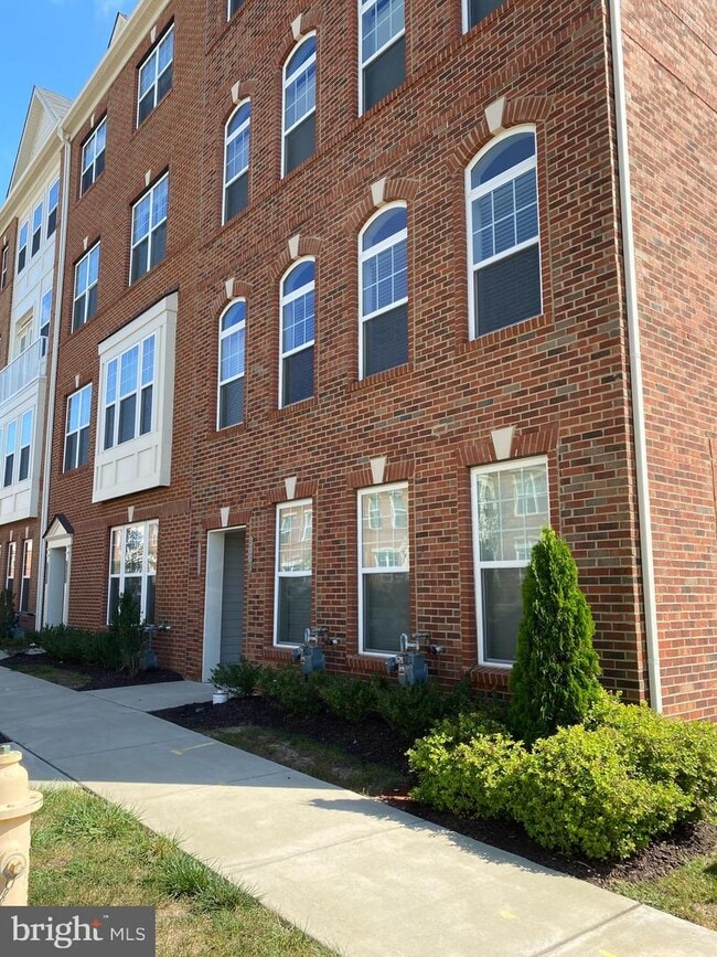 Building Photo - 5001 Judicial Way