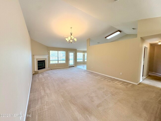 Building Photo - 15677 Moss Hollow Dr