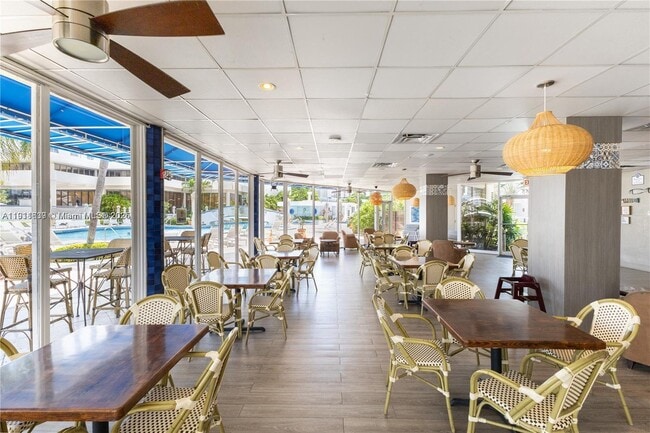 Building Photo - 19707 Turnberry Way