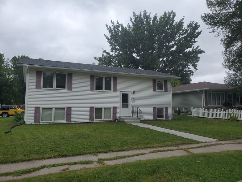 Building Photo - 742 Central Plains Ct