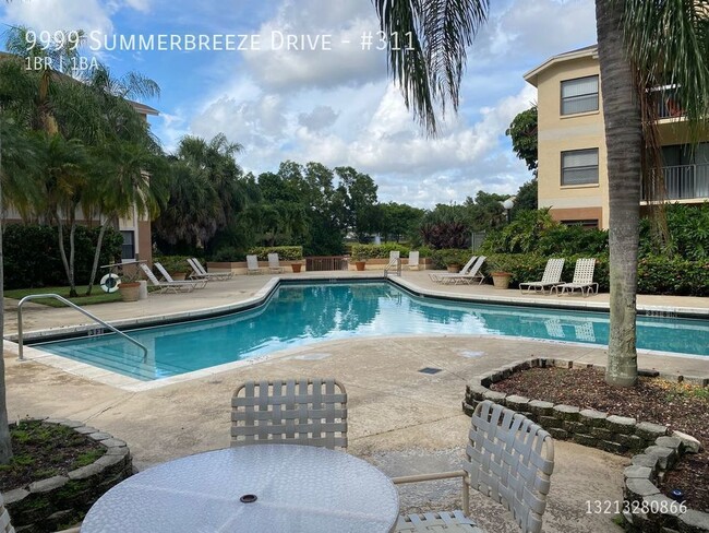 Building Photo - Beautiful 1/1 in Summerbreeze Condominums