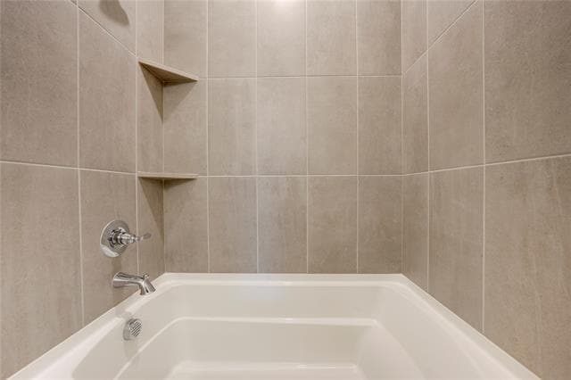 Building Photo - 13027 Makers Dr