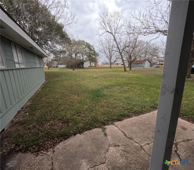 Building Photo - 218 N 4th