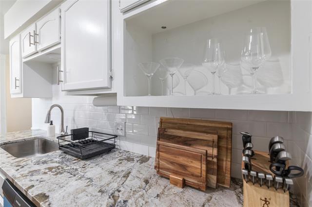 Building Photo - 8073 Bonnie Cir