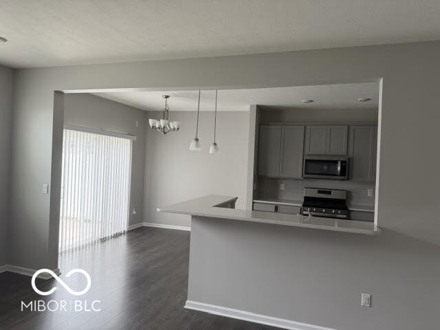 Building Photo - 6389 Wasco Dr
