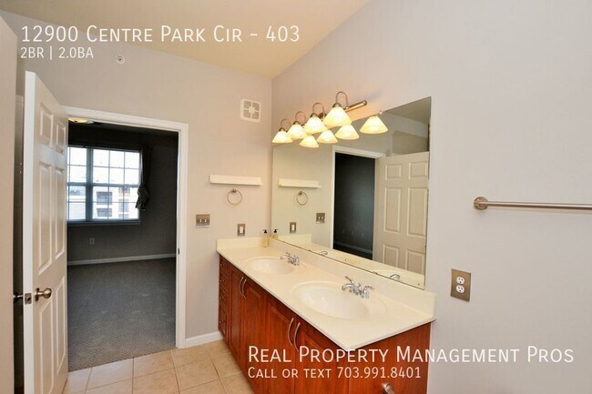 Building Photo - 12900 Centre Park Cir