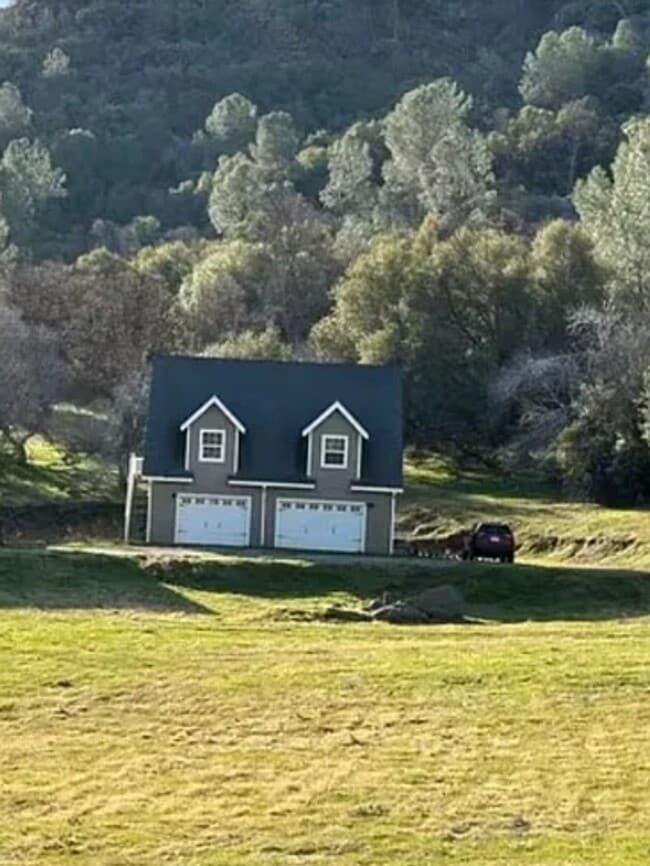 Building Photo - 43022 Apache Rnch Rd