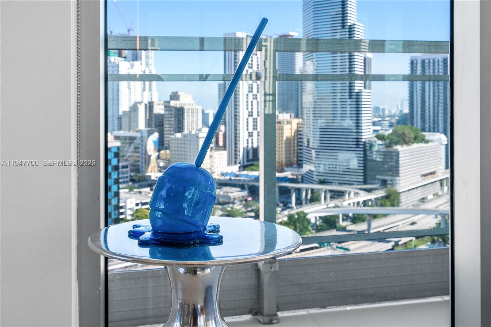 Building Photo - 90 SW 3rd St