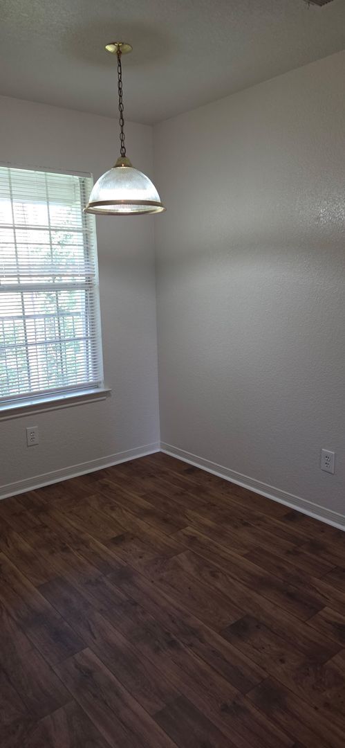 Building Photo - 3400 Cantabrian Dr