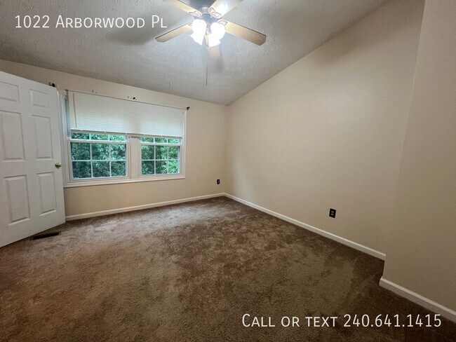Building Photo - 1022 Arborwood Pl