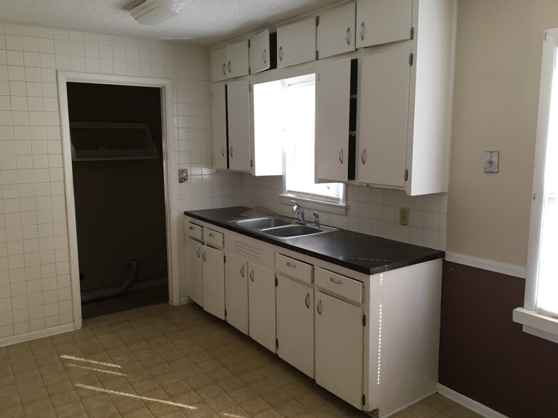 Building Photo - 120 Wire Ave