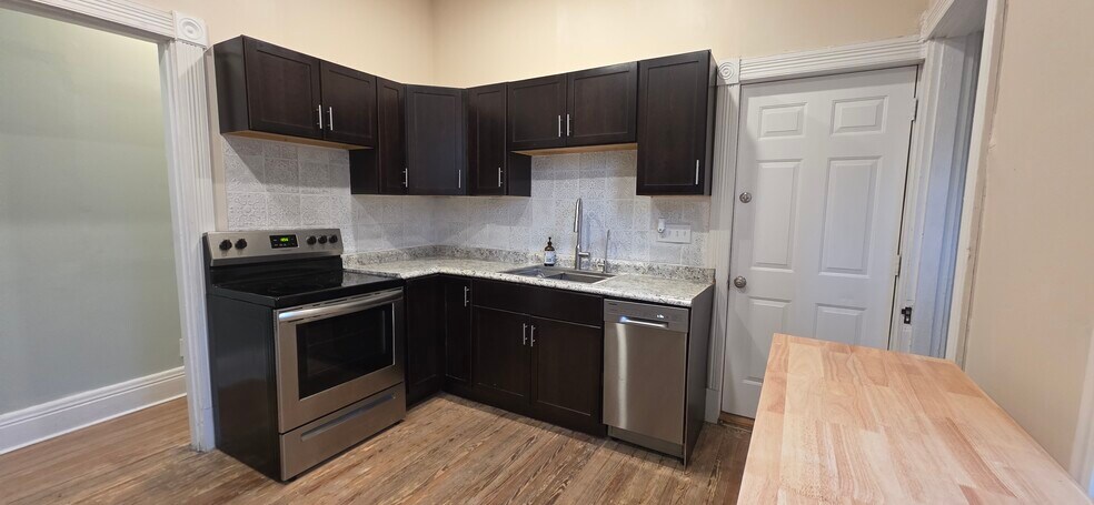 Building Photo - 3711 Morris Pl