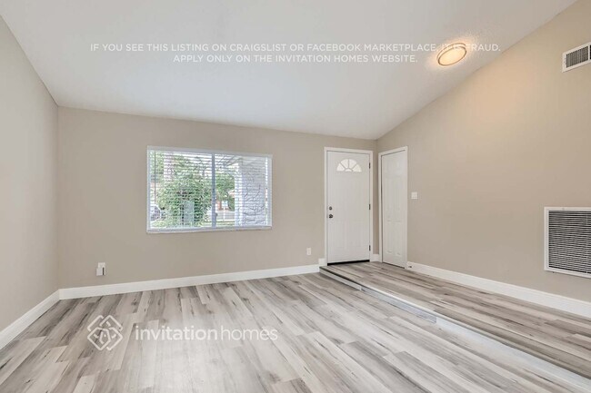 Building Photo - 6234 Beaumont Ave