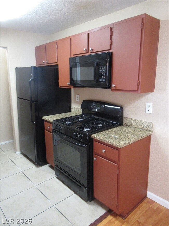 Building Photo - 2120 Ramrod Ave