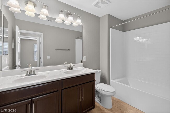 Building Photo - 5663 N Balsam St