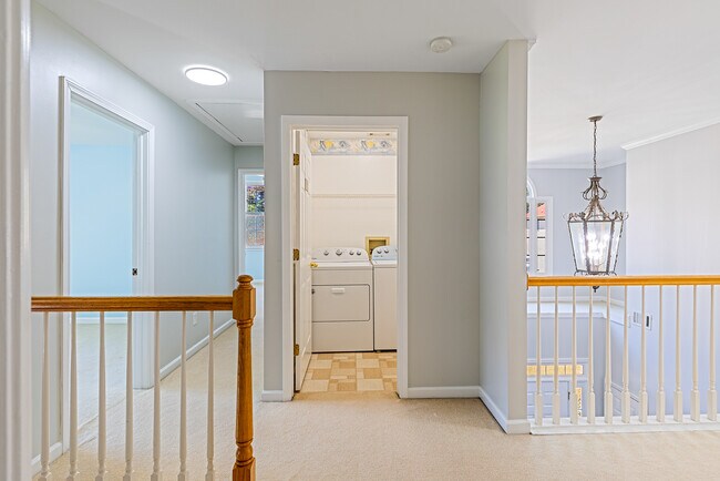 Building Photo - 1940 Bentbrooke Trail