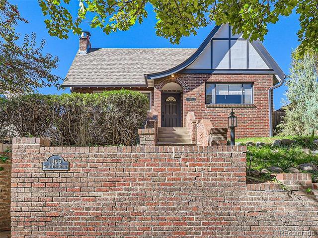 Building Photo - 1365 S Vine St