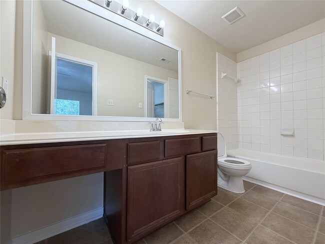Building Photo - 12543 S Ashford Villa Ln