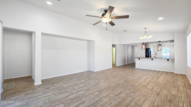 Building Photo - 4103 S 181st Dr