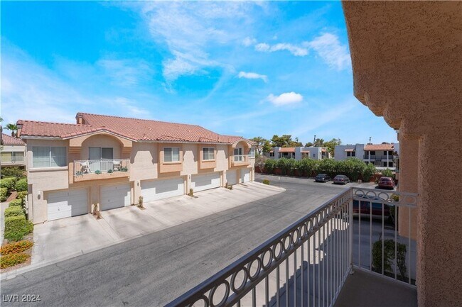 Building Photo - 5000 Red Rock St