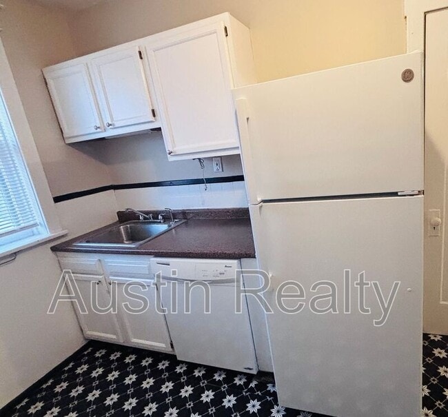 Building Photo - 1132 Ralph Terrace