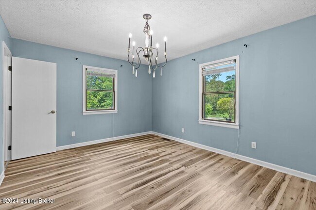 Building Photo - 250 Buck Knobs Rd