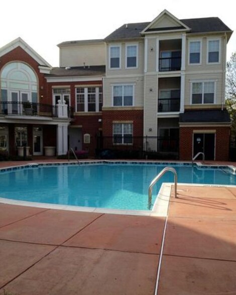 Building Photo - 11320 Aristotle Dr