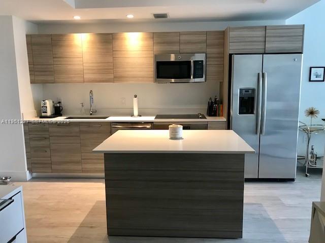 Building Photo - 121 NE 34th St