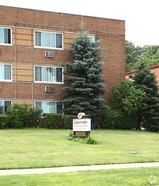 Crestview Apartments 22400 Euclid Ave Euclid OH 44117 Apartment Finder