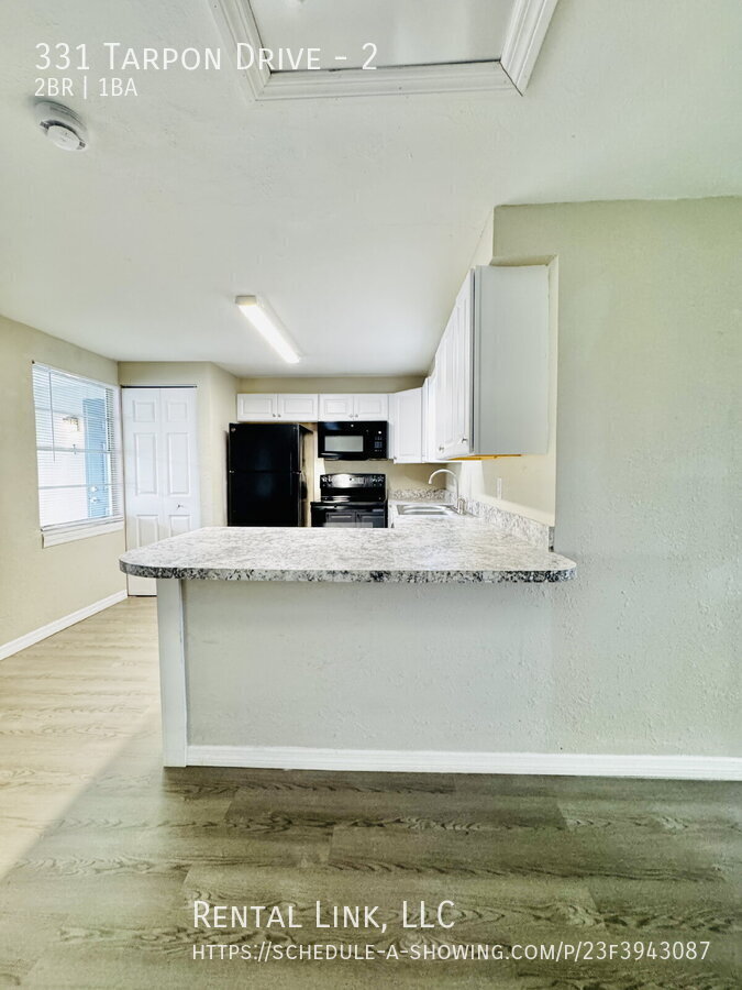 Building Photo - 331 Tarpon Dr