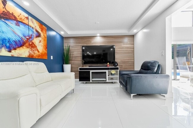 Building Photo - 9035 SW 156th Ct