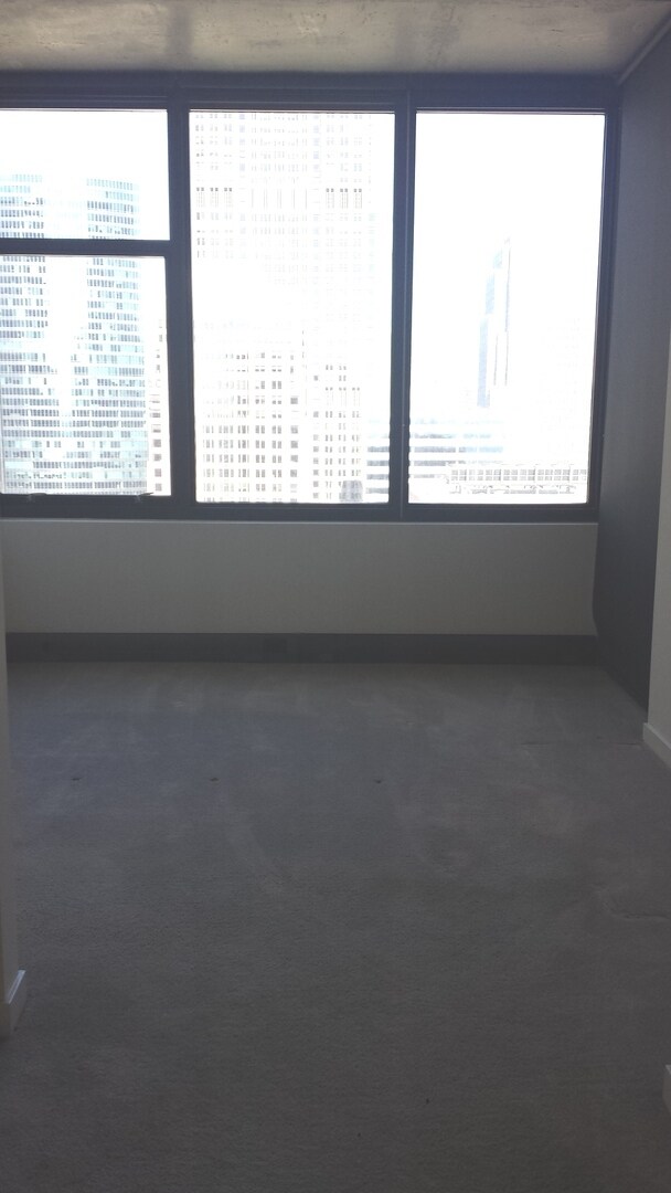 Building Photo - 235 W Van Buren St