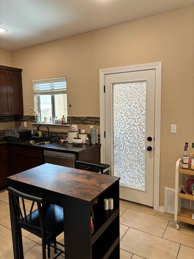 Building Photo - HOME FOR RENT IN THE UPPER VALLEY IN WEST EL PASO