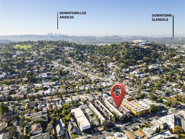 Building Photo - 1116 E Palmer Ave