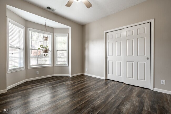 Building Photo - 8342 Stark Dr