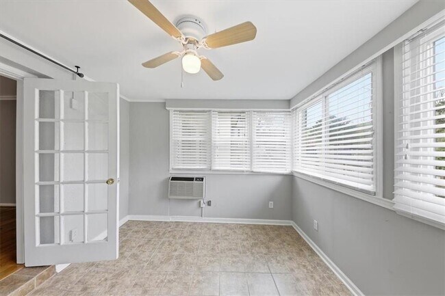 Building Photo - 54 La Rue Pl NW