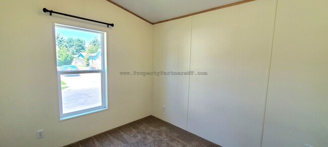 Building Photo - *** Very Nice *** 3 Bed 2 Bath remodel Modular house