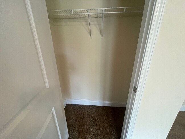 Building Photo - PRE-LEASING FOR AUGUST 2025!